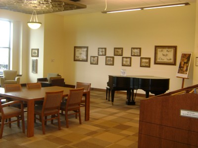 reading area and piano 2nd level